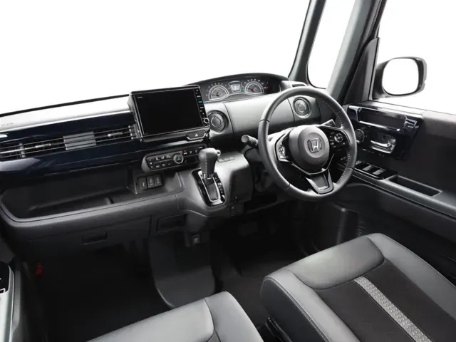 N-BOX（ホンダ）2017年8月〜2023年10月販売終了モデルの新車