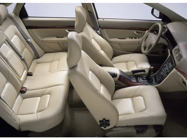 ボルボ Ｓ８０ TB6294 (443) リア ドア 左 45943