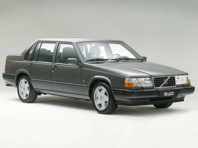 モコ&ルルママ！ VOLVO 940 ESTATE 940CLASSIC ESTATE | 1997 | SILVER M