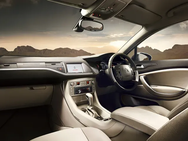 シトロエン C5ツアラー 2008年10月モデル