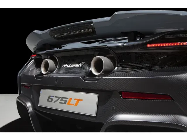 マクラーレン 675LT 2015年3月モデル