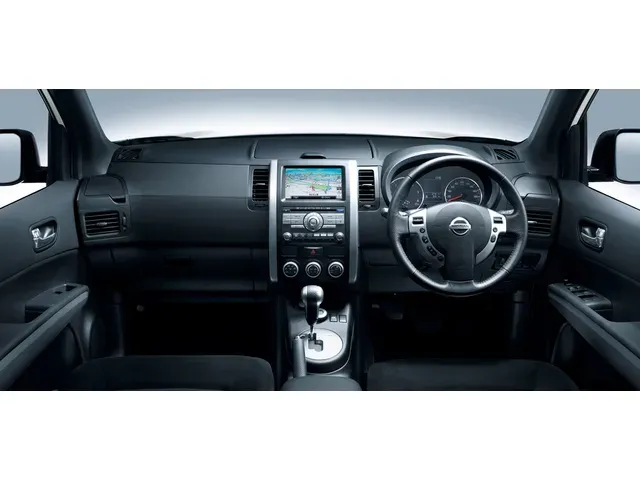 日産 エクストレイル 2007年8月モデル
