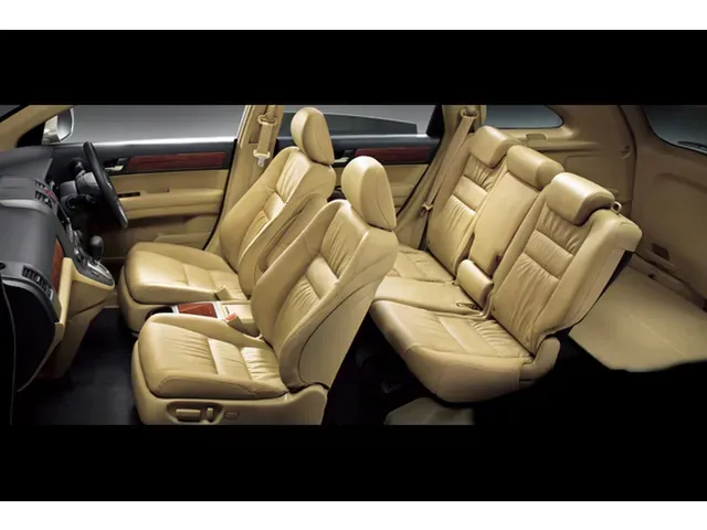 ホンダ CR-V 2006年10月モデル