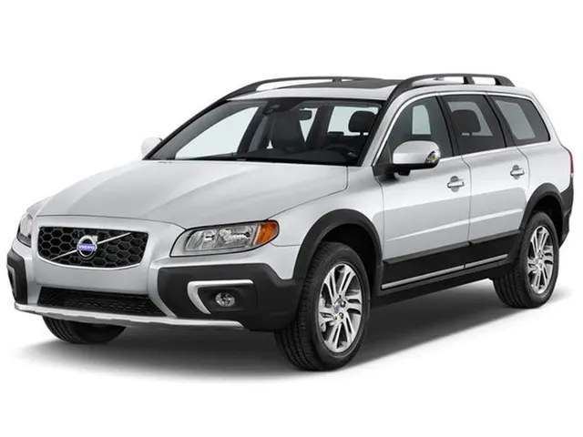 XC70（ボルボ）の新車カタログ | 中古車情報・中古車検索なら【車選びドットコム】