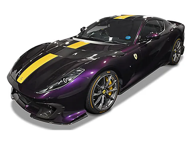 812コンペティツィオーネ A（フェラーリ）2022年5月〜販売中モデルの