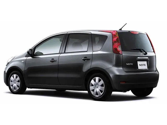 内勝中級セミナーノート 2005年版 ノート（日産）2005年1月〜2012年8月販売終了モデルの新車カタログ