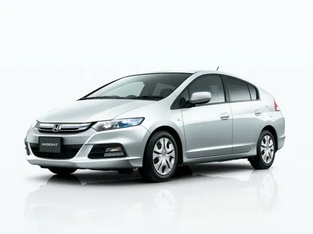 インサイト（ホンダ）2009年2月〜2014年3月販売終了モデルの新車