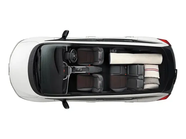 ジェイド（ホンダ）の歴代モデル・グレード別カタログ | 中古車情報