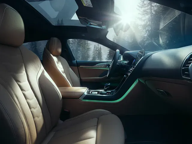 BMWアルピナ B8グランクーペ 2021年3月モデル