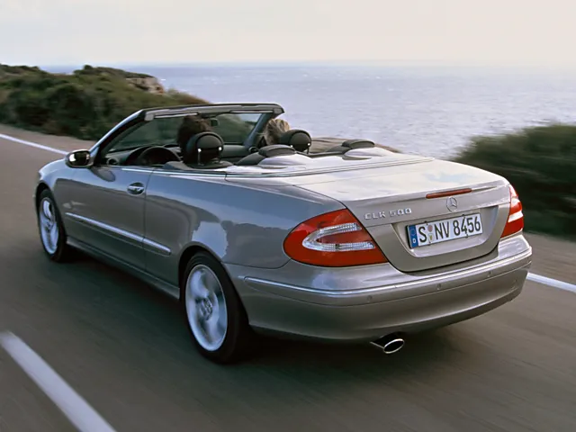 CLKクラスカブリオレ（メルセデス・ベンツ）の新車カタログ