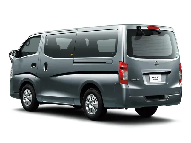 日産 NV350キャラバン