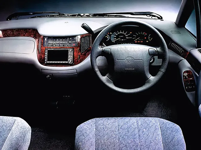 トヨタ エスティマ 1990年5月モデル