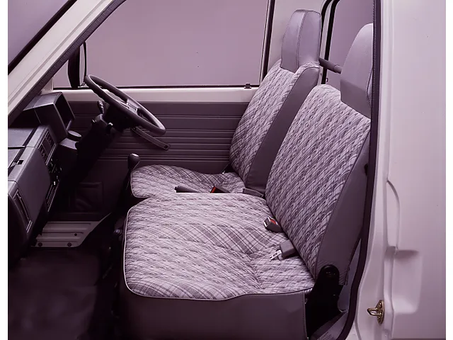 バネットトラック（日産）1993年10月〜1999年5月販売終了モデルの新車