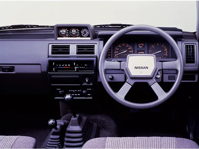 日産 テラノ 1986年8月モデル