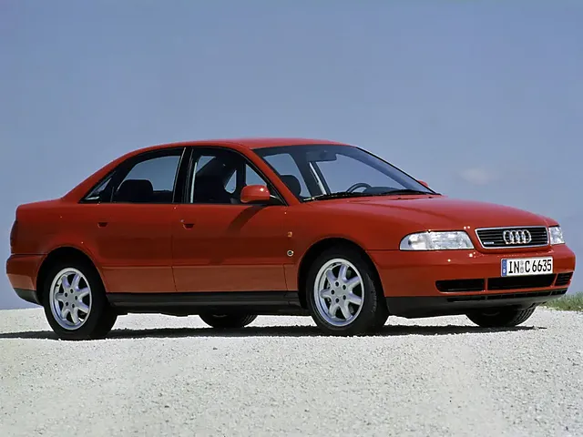アウディ A4 1995年10月モデル