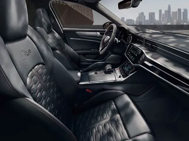 アウディ RS6アバント