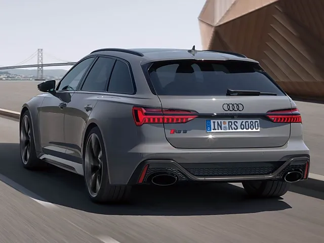 アウディ RS6アバント