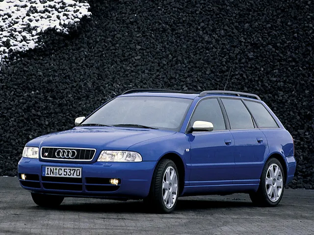 アウディ S4アバント 1999年10月モデル