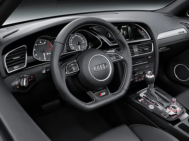 アウディ S4アバント 2009年5月モデル