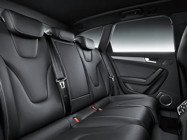 アウディ S4アバント 2009年5月モデル