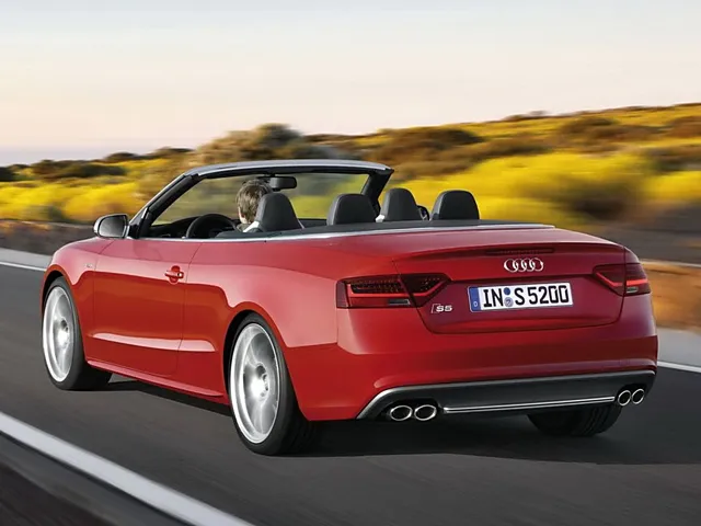 アウディ S5カブリオレ 2010年9月モデル