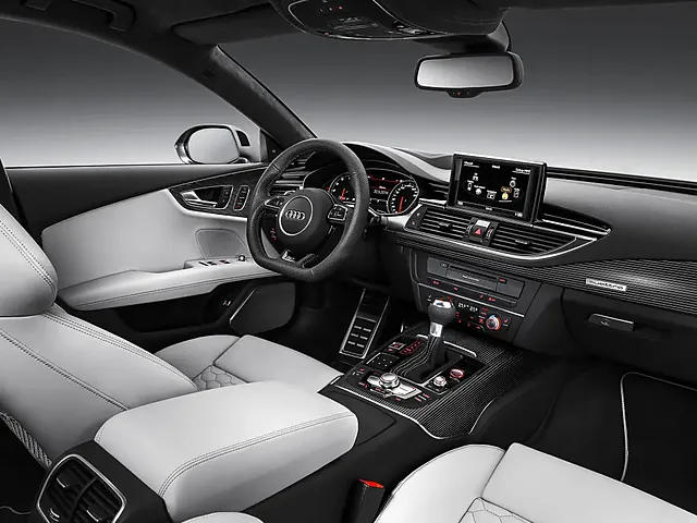 アウディ RS7スポーツバッグ 2013年12月モデル