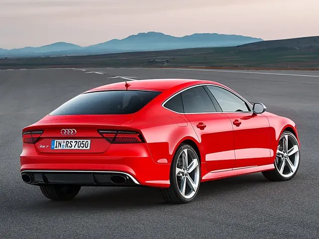アウディ RS7スポーツバッグ 2013年12月モデル