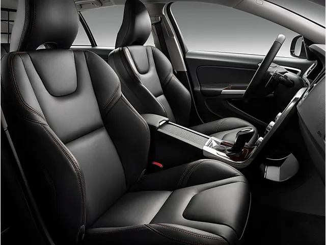 ボルボ V60クロスカントリー 2015年10月モデル