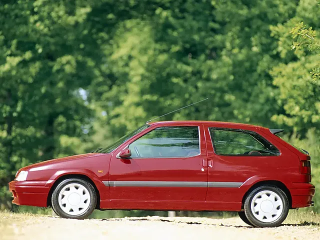 ZX クーペ（シトロエン）の新車カタログ | 中古車情報・中古車
