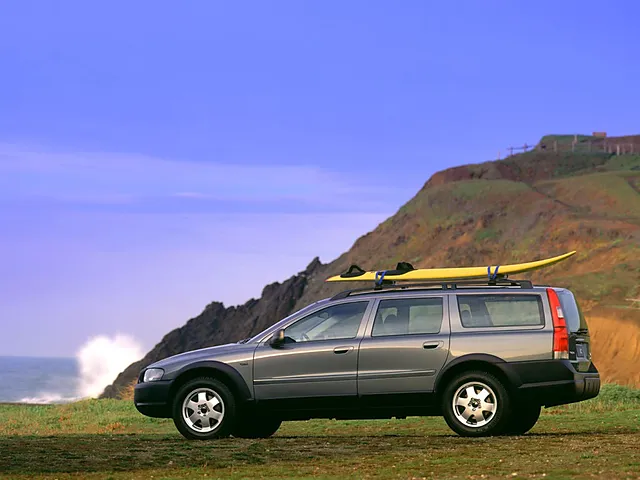 V70XC（ボルボ）の歴代モデル・グレード別カタログ | 中古車情報・中古