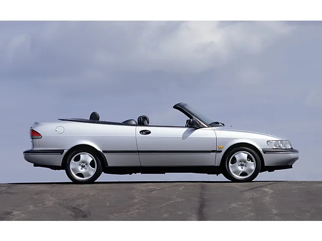 サーブ 900カブリオレ 1993年10月モデル