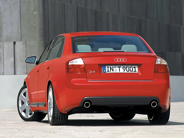 アウディ S4 2003年9月モデル