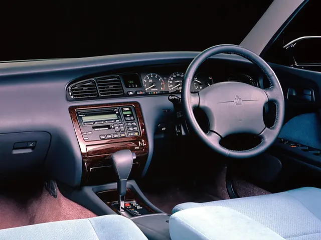 トヨタ クラウン 1991年10月モデル