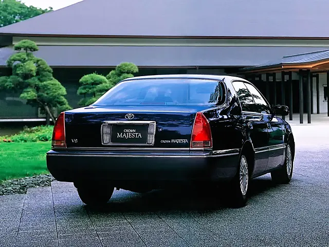 トヨタ クラウンマジェスタ 1995年8月モデル