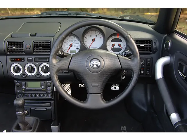 トヨタ MR2