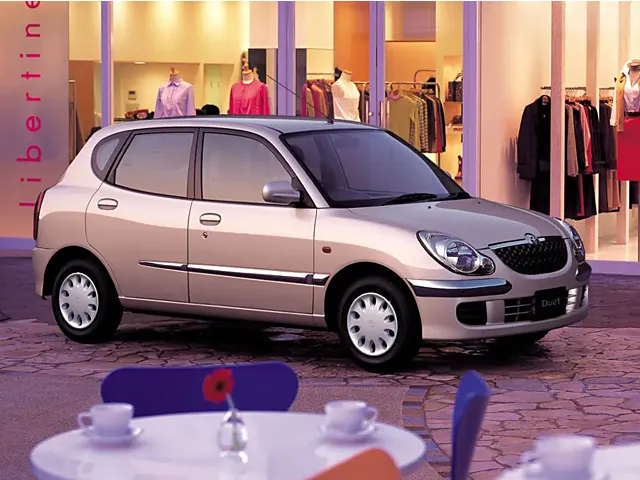 デュエット（トヨタ）1998年9月〜2004年5月販売終了モデルの新車