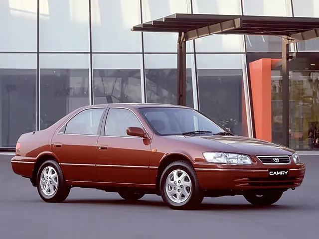 トヨタ カムリ 1994年7月モデル