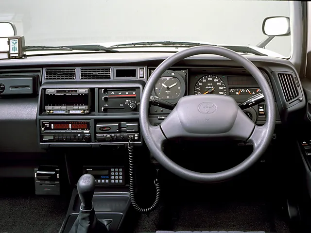 コンフォート（トヨタ）の歴代モデル・グレード別カタログ | 中古車