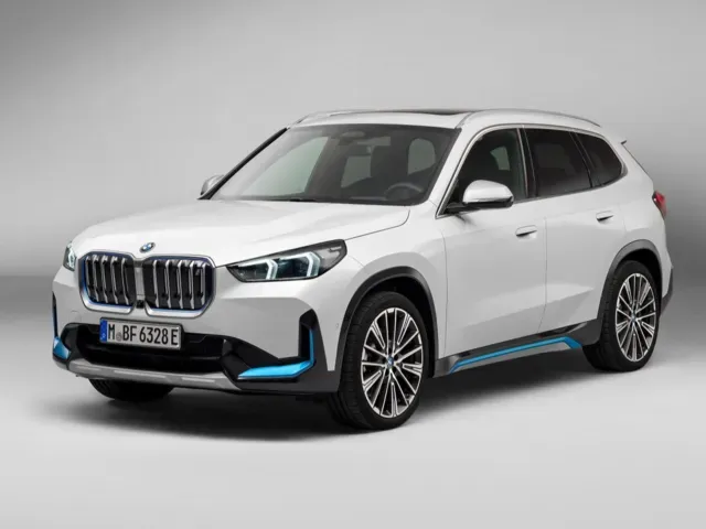 BMW iX1 2023年2月モデル