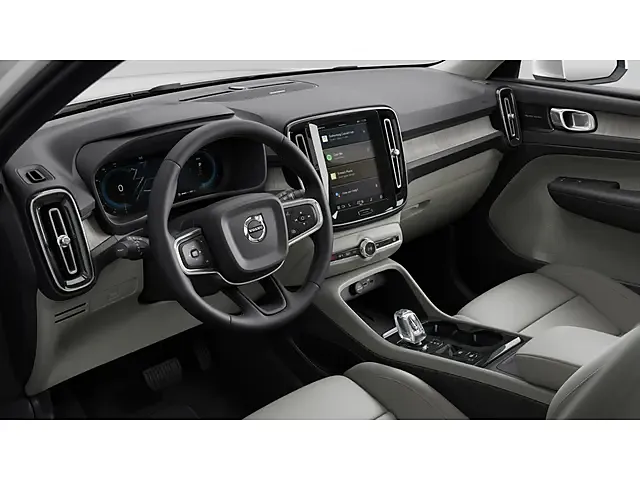 ボルボ XC40
