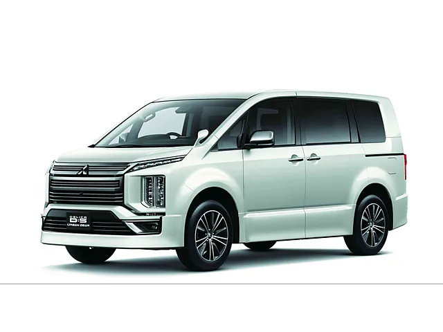 S管理51024 H19 デリカD5 CV5W★左 右 インナーフェンダー アンダーカバーSET★タイヤハウス 5点SET デリカＤ：５（三菱）の歴代モデル・グレード別カタログ情報｜中古車