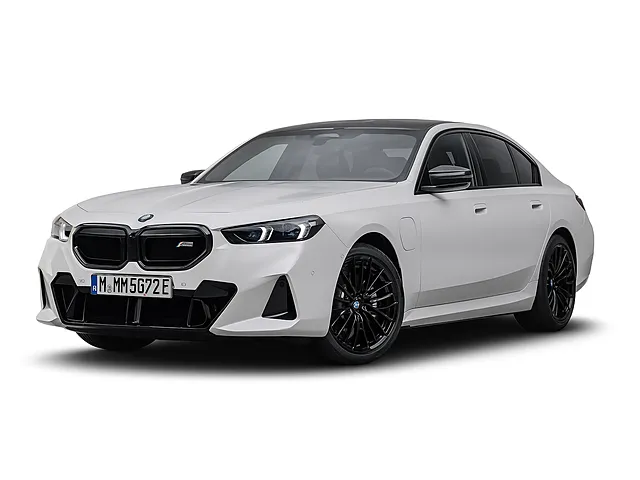 BMW M5 2024年10月モデル 4.4 4WD