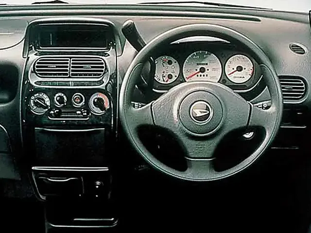 ムーヴ（ダイハツ）1998年10月〜2002年9月販売終了モデルの新車