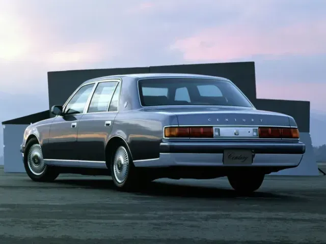 センチュリー（トヨタ）1997年4月〜2017年2月販売終了モデルの新車