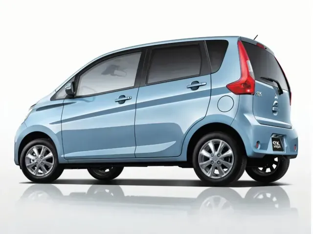 eKワゴン（三菱）2013年6月〜2019年2月販売終了モデルの新車カタログ