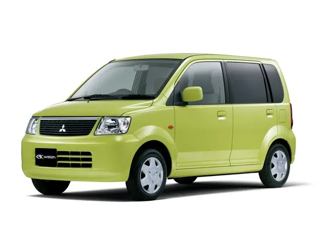 eKワゴン（三菱）2001年10月〜2006年8月販売終了モデルの新車カタログ