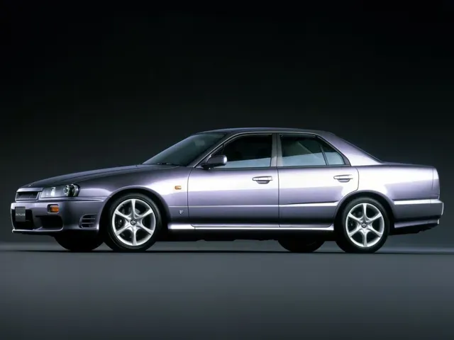 日産 スカイライン 2000年8月モデル 2.5 25GT