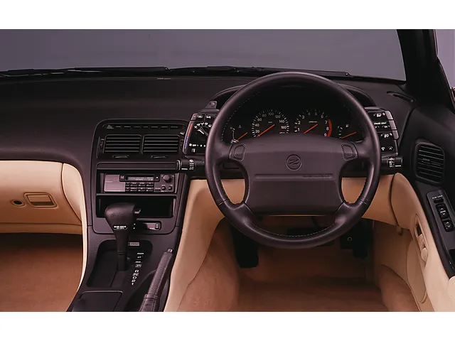 フェアレディZコンバーチブル（日産）1992年8月〜1998年9月販売終了