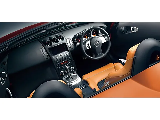 フェアレディZロードスター（日産）2003年10月〜2008年11月販売終了