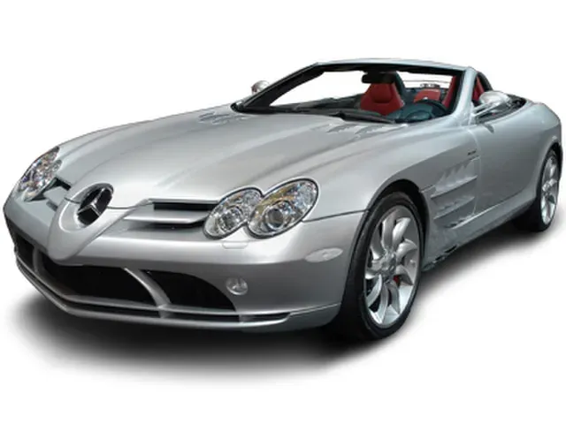 メルセデスベンツ　VISION SLRロードスター メルセデス ベンツ VISION SLR Roadster 1/18 未開封 メルセデス